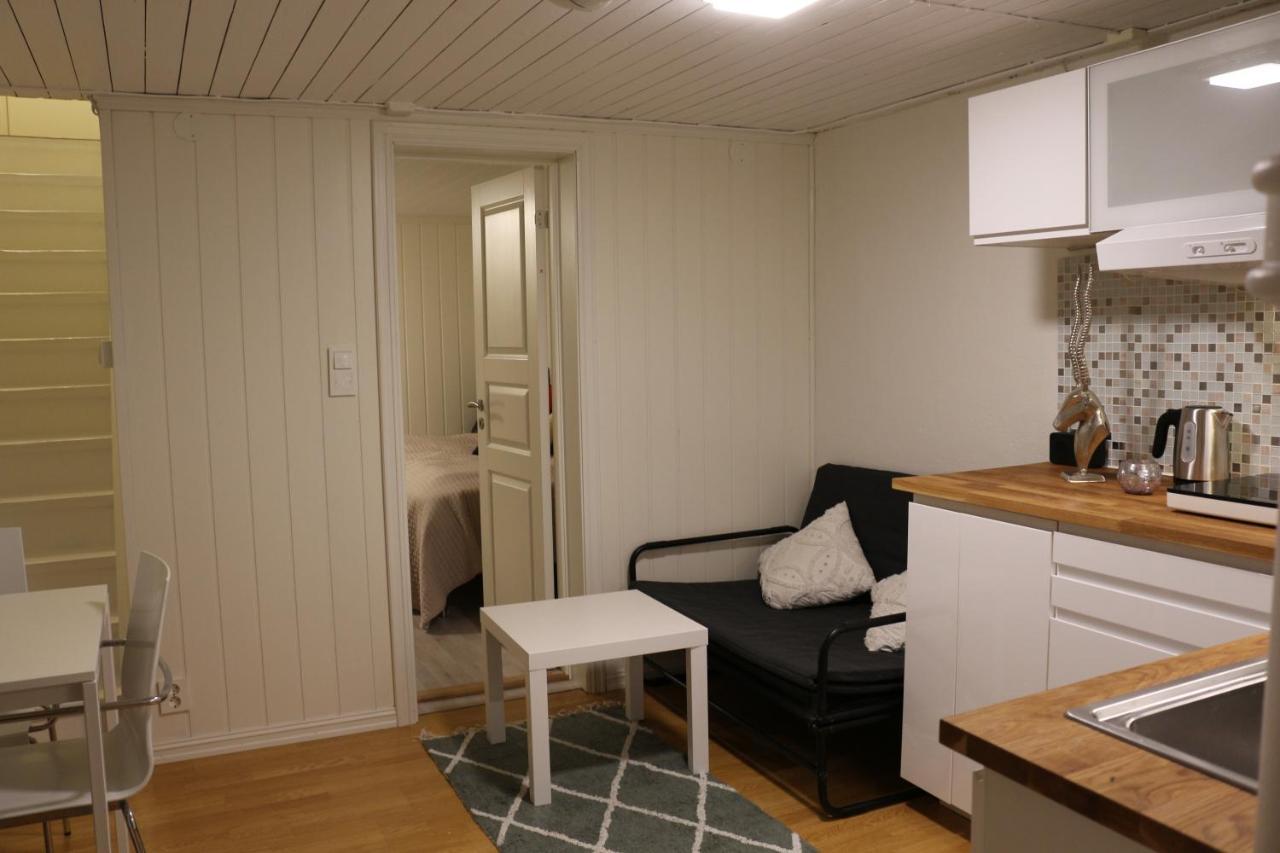 Nice Apartment With1 Bedroom Separate Living Room With A Sofa Bed And A Tiny Kitchen A Bathroom Located In Nordstrand Near By The Sea For 3 Guests With A Garden And Grill 5 Extra Guests With Extra Cost In The Cabin With Sea View Just Outside The Apar أوسلو المظهر الخارجي الصورة